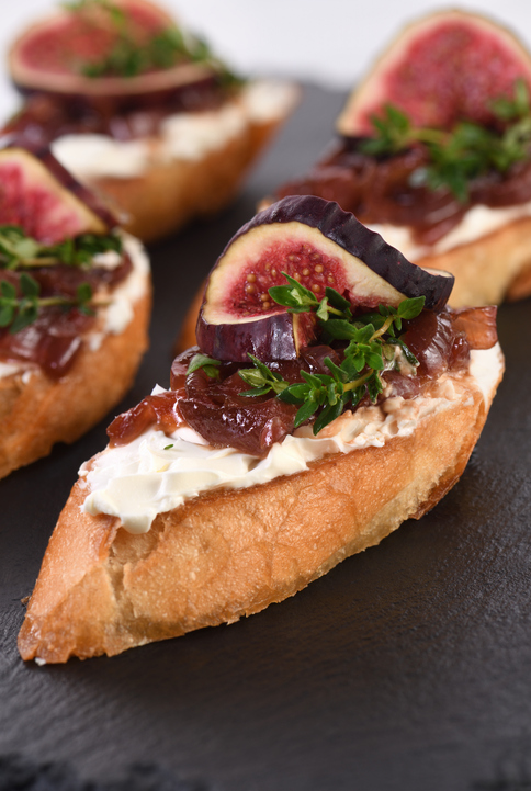 Brie-Berry-Honey-Bruschetta-Board-Kale-Chef-Service